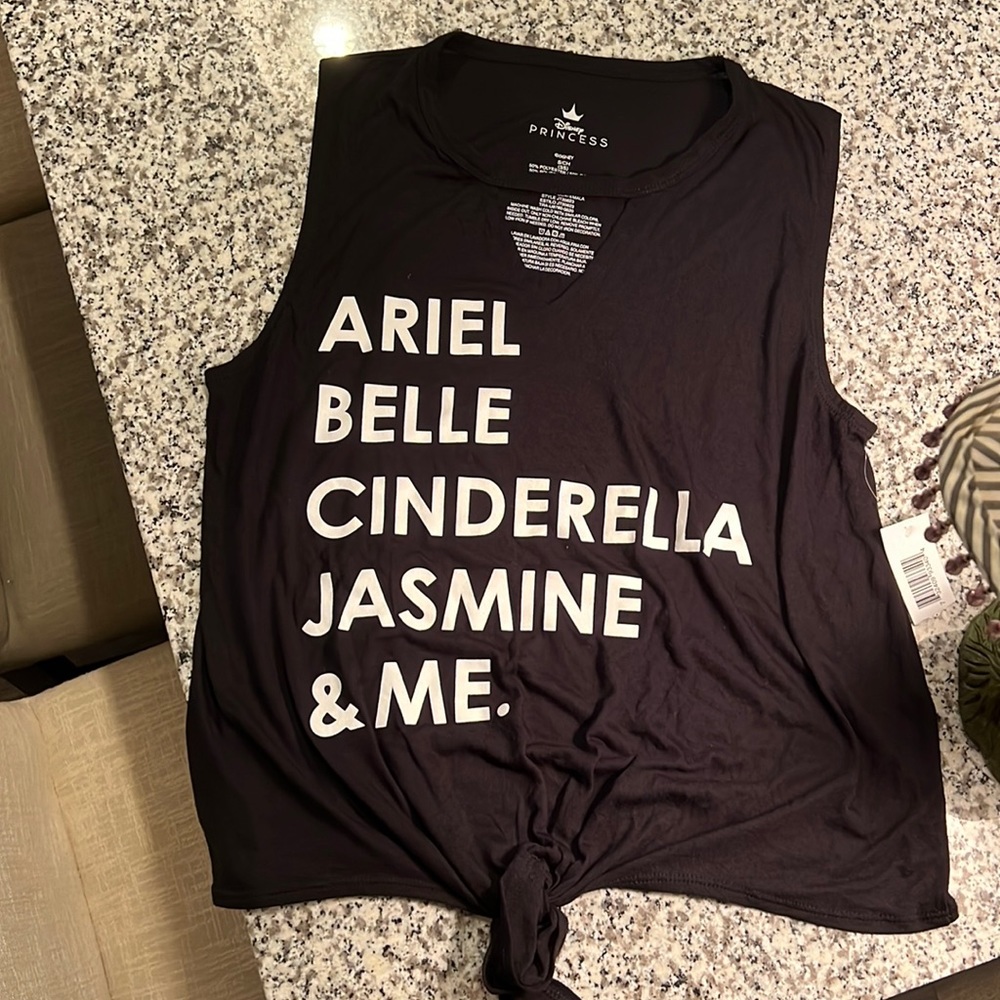 Disney princess tank top with key hole in the front.